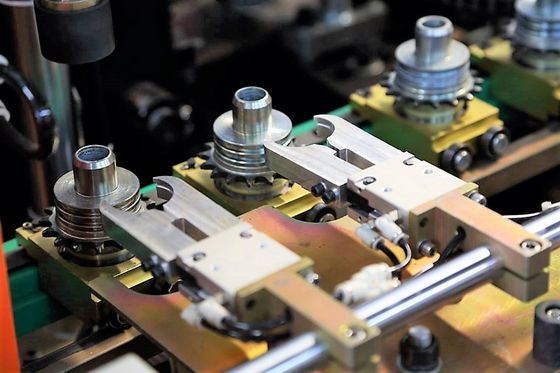 Buy Full Automatic 0~20L PET Water Oil Bottle Beverage Plastic Container Blow Molding Machine online manufacture